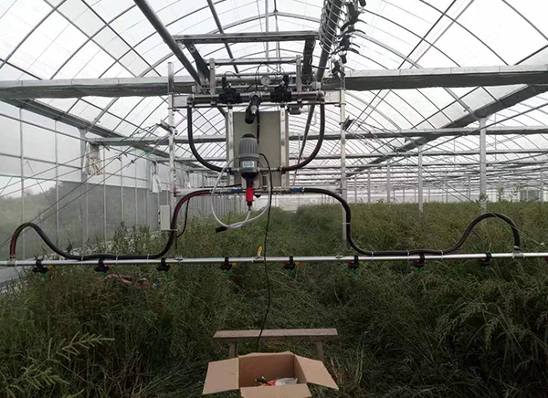 噴灌機(jī)在溫室大棚中工作會(huì)帶來(lái)哪些好處？